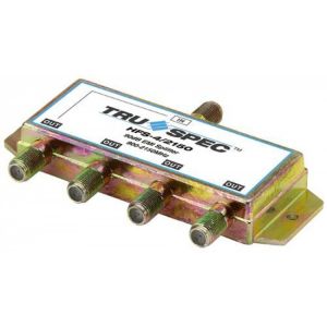 Splitter de 4 salidas para satélite, con paso por un puerto